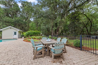 Welcome to this exceptional custom-built 4-bedroom, 3.5-bath - photo 45
