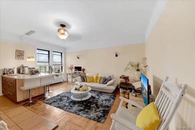 Spacious two-bedroom, one-bath co-op residence in a - photo 11