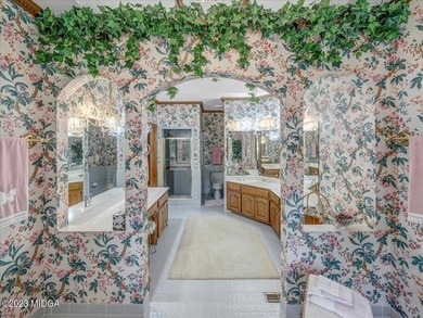 117.34-acre private farm estate featuring a 6,082 SF main - photo 31
