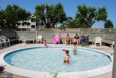 Best resort living in this lovely water front 2 bedroom, 2 - photo 31