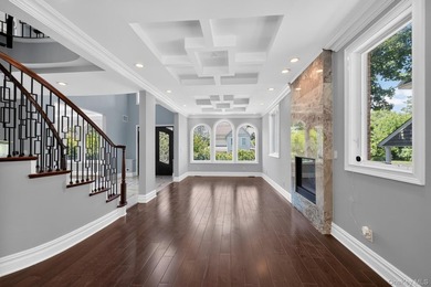 Video & Pictures: Welcome to 25 Maple Grove Street, a stunning - photo 15