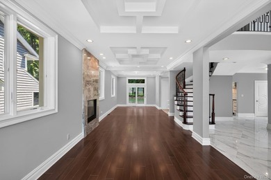 Video & Pictures: Welcome to 25 Maple Grove Street, a stunning - photo 17