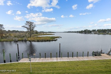 Wake up each morning to stunning panoramic views of the Trent - photo 1