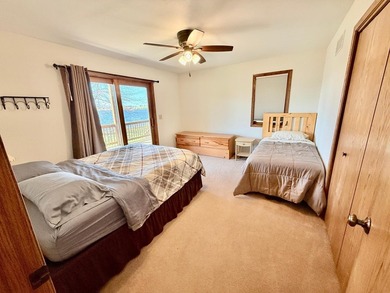 Exceptional investment opportunity on the shores of Lake - photo 27