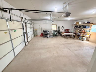 Exceptional investment opportunity on the shores of Lake - photo 28