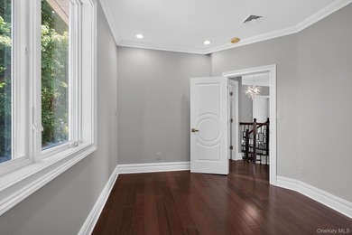 Video & Pictures: Welcome to 25 Maple Grove Street, a stunning - photo 29
