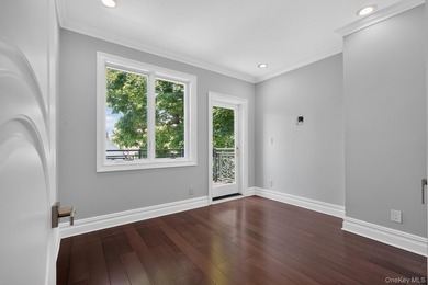 Video & Pictures: Welcome to 25 Maple Grove Street, a stunning - photo 32