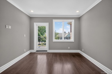 Video & Pictures: Welcome to 25 Maple Grove Street, a stunning - photo 33