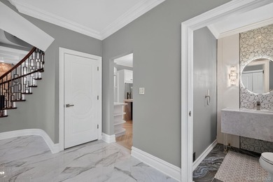 Video & Pictures: Welcome to 25 Maple Grove Street, a stunning - photo 44