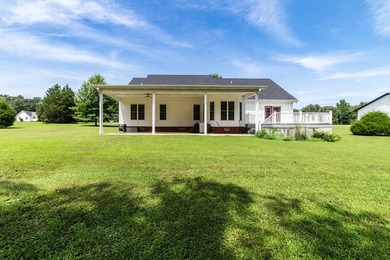 LOCATION, LOCATION, LOCATION! Highly desirable, friendly - photo 49