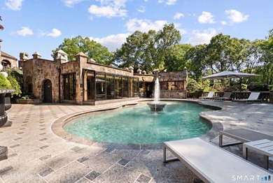Designed by renowned architect and builder Frazier Forman Peters - photo 15