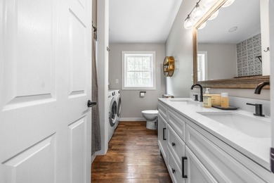 *CHARMING CARRIAGE LIVING* Welcome to this contemporary carriage - photo 22