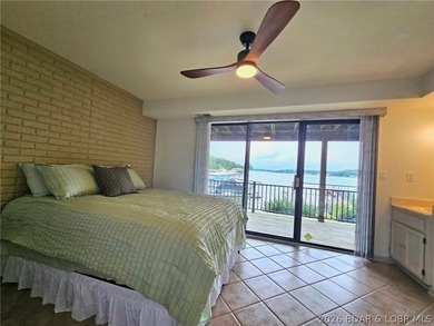 Step inside to vaulted ceilings and a stunning primary suite - photo 23