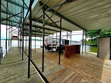 Step inside to vaulted ceilings and a stunning primary suite - photo 40