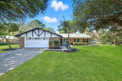 (private lake, pond, creek) Home For Sale in Keene Texas