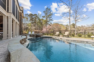 RECENT PRICE IMPROVEMENT OF ~$400K- An extraordinary custom golf - photo 4