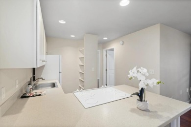 Welcome to your island oasis in the highly sought-after Keonekai - photo 11
