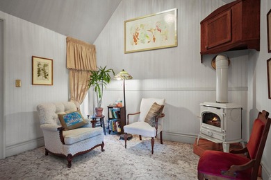 Wake to sunlight streaming thru tall windows as the house stirs - photo 40