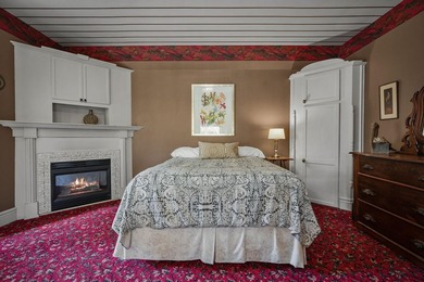 Wake to sunlight streaming thru tall windows as the house stirs - photo 49