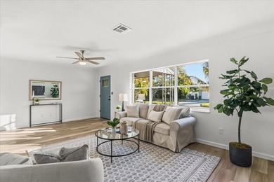 This fully renovated 2 bedroom, 2 bathroom home lives larger - photo 8