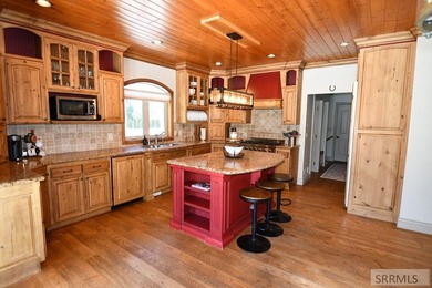 Exceptional 4-bedroom, 3.5-bathroom home situated on 2+ acres of - photo 14