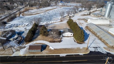 Lake Home Sale Pending in Wabasha, Minnesota