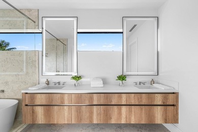 Exquisite new contemporary estate by Marc Julien in East Delray - photo 24