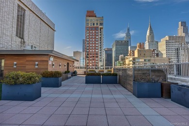 Welcome to Apartment 12E at 300 East 40th Street in The - photo 7