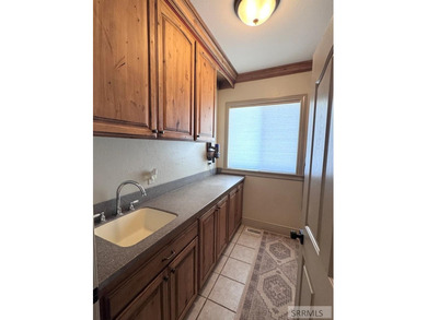 Exceptional 4-bedroom, 3.5-bathroom home situated on 2+ acres of - photo 31