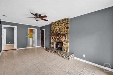 Turnkey & truly one-of-a-kind, this brick Savannah stunner - photo 33