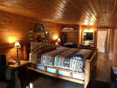 Resort located on renowned trout fishing White River in the - photo 12