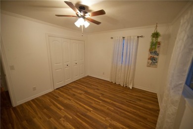 Seller finance available. 3B/2B w/ 2 additional flex rooms - photo 15