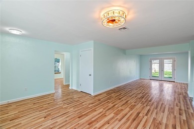 Too much to say on this one. This house has been remodeled from - photo 2
