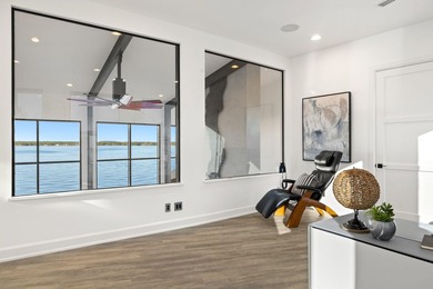 Located in the historic district of Horseshoe Bay, this - photo 23