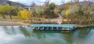 Resort located on renowned trout fishing White River in the - photo 28