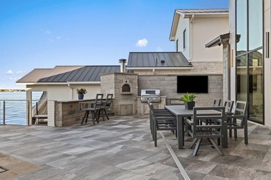 Located in the historic district of Horseshoe Bay, this - photo 28