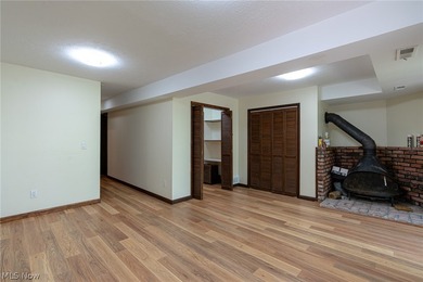This late 20th-century, three-story contemporary residence - photo 30