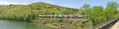 Resort located on renowned trout fishing White River in the - photo 31