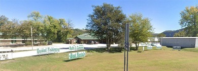 Resort located on renowned trout fishing White River in the - photo 34