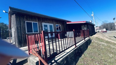 Just in time for summer, this turnkey 2993 sq ft restaurant with - photo 34