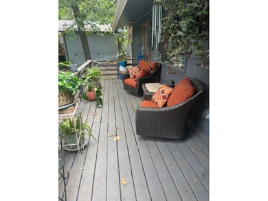 Seller finance available. 3B/2B w/ 2 additional flex rooms - photo 35