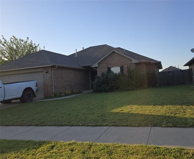 Canadian River Home Sale Pending in Yukon Oklahoma