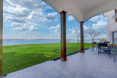 Exquisite Mediterranean Waterfront Home - photo 12
