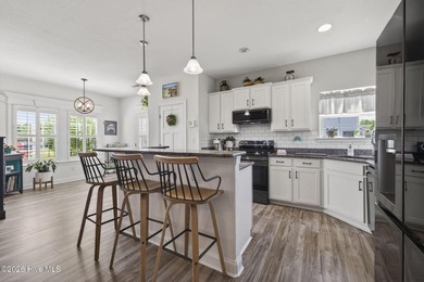 This beautifully maintained 4-bedroom 2 story home in Rosewood - photo 8