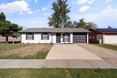 Mountain Creek Lake Home For Sale in Grand Prairie Texas