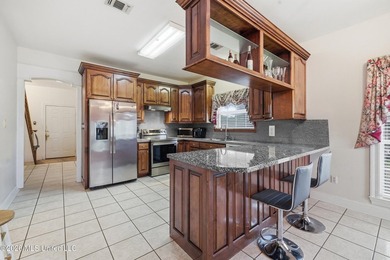 Welcome to this spacious 5-bedroom, 3.5 bath two story brick - photo 11