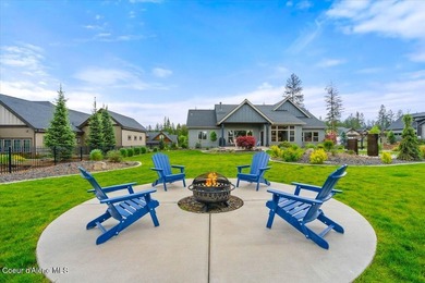 Beyond the gates of Rimrock Meadows, this exceptional custom - photo 14