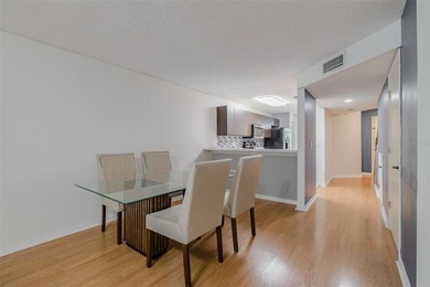 Welcome to this beautifully maintained two-story condo offering - photo 20