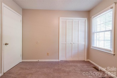 Spacious 3 Bedroom, 3 Bath brick split-level home offers room to - photo 22