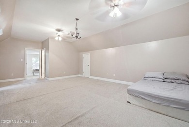Welcome to this spacious 5-bedroom, 3.5 bath two story brick - photo 34